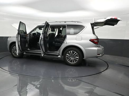 Used 2022 Nissan Armada SL RWD image 35