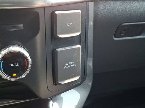 Used 2022 Ford F150 Lariat w/ Equipment Group 502A High AWD/4WD image 26