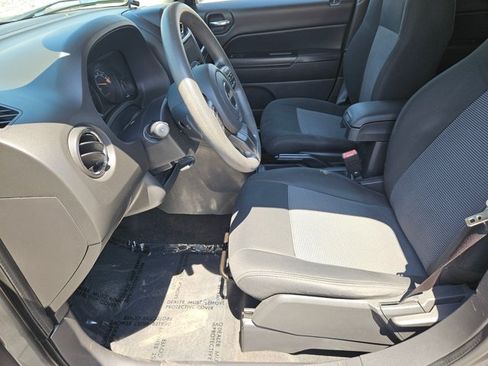 Used 2014 Jeep Patriot Sport w/ Power Value Group AWD/4WD image 16