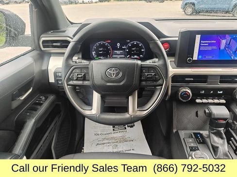 Certified 2024 Toyota Tacoma TRD Off-Road AWD/4WD image 15