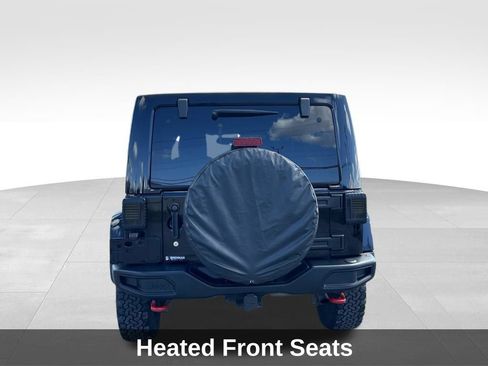 Used 2015 Jeep Wrangler Unlimited Rubicon AWD/4WD image 4