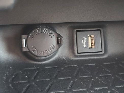 Used 2023 Toyota RAV4 SE image 26