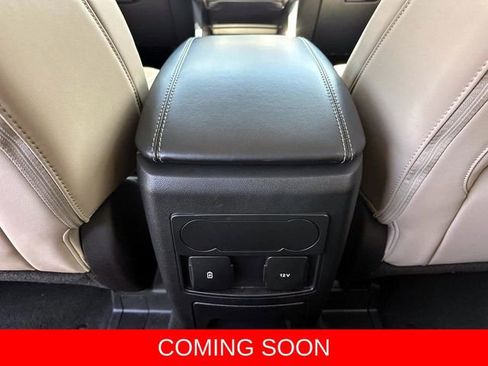 Used 2023 Ford Explorer XLT w/ Equipment Group 202A AWD/4WD image 10
