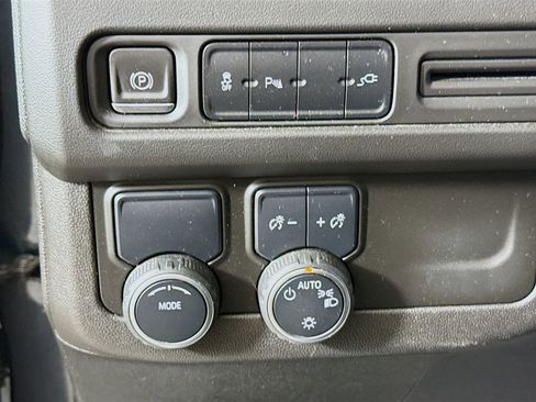Used 2021 Chevrolet Tahoe RST RWD image 10