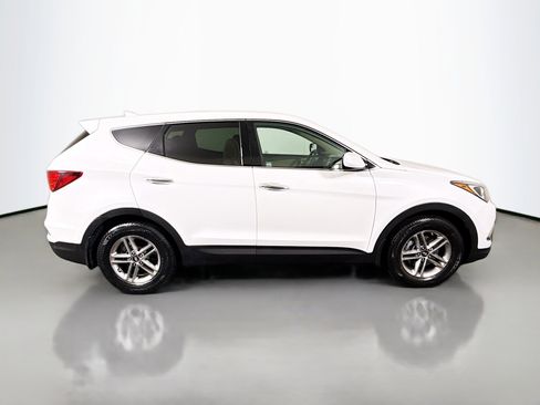 Used 2017 Hyundai Santa Fe Sport image 11