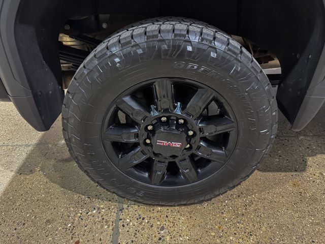 Used 2025 GMC Sierra 3500 AT4 w/ AT4 Premium Plus Package AWD/4WD image 31
