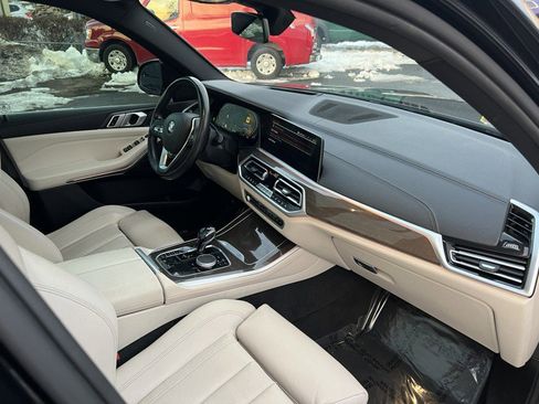 Used 2019 BMW X5 xDrive40i w/ Premium Package 2 image 29