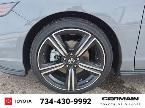 Used 2024 Honda Accord Sport image 12