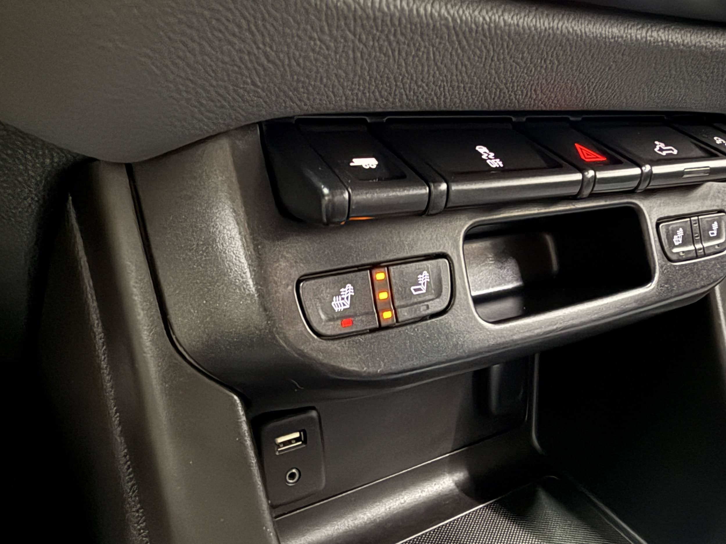 Used 2017 Chevrolet Colorado Z71 AWD/4WD image 22