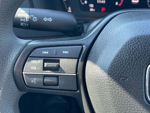 Certified 2025 Honda Accord SE image 16