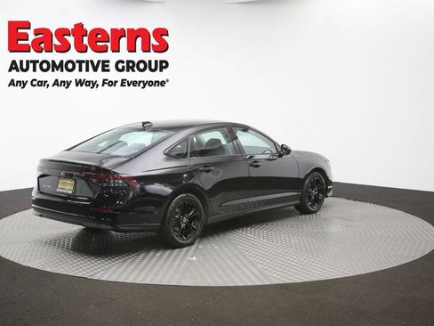 Used 2025 Honda Accord SE image 35