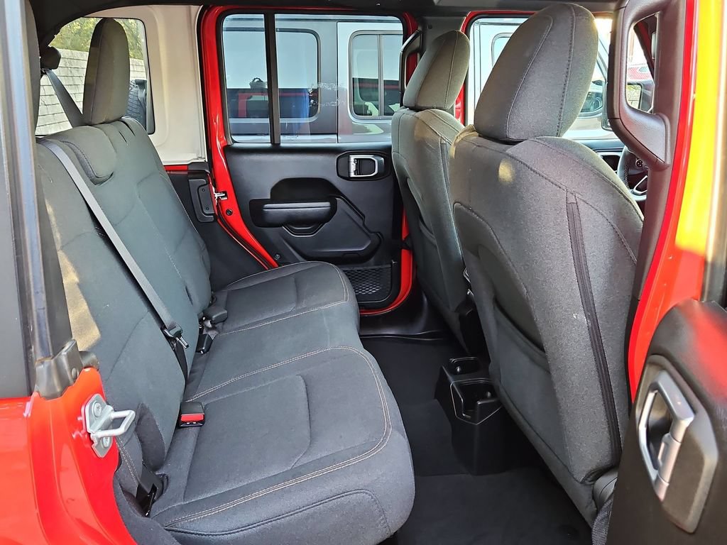 Used 2025 Jeep Wrangler Unlimited Sport AWD/4WD image 30