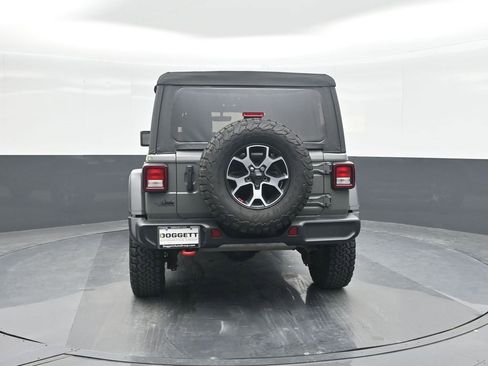 Used 2023 Jeep Wrangler Unlimited Rubicon w/ Cold Weather Group image 17