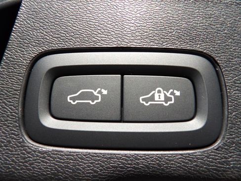 New 2026 Volvo XC60 B5 Ultra w/ Protection Package Premier AWD/4WD image 26