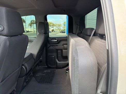 Used 2026 Chevrolet Silverado 2500 Custom w/ Custom Value Package image 9