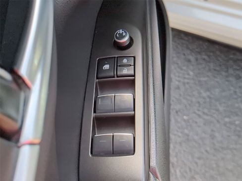 Used 2023 Toyota Camry XSE FWD image 21