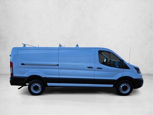 Used 2022 Ford Transit 150 Low Roof image 4
