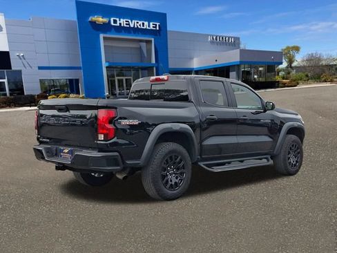 Used 2023 Chevrolet Colorado Trail Boss w/ Advanced Trailering Package AWD/4WD image 27