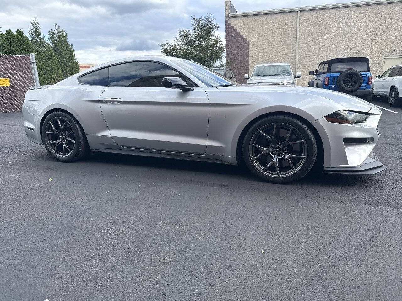 Used 2019 Ford Mustang GT Premium w/ Performance Package - Level 2 RWD image 8
