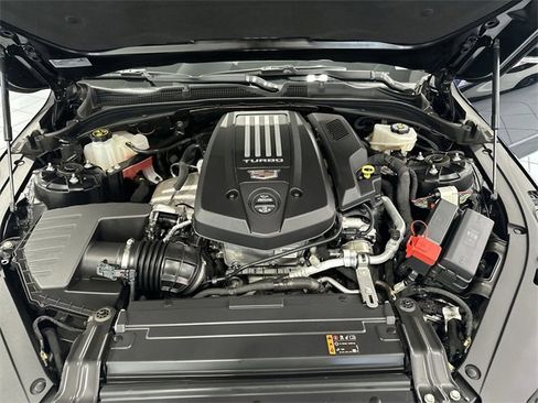 Used 2023 Cadillac CT4 V w/ Technology Package image 18