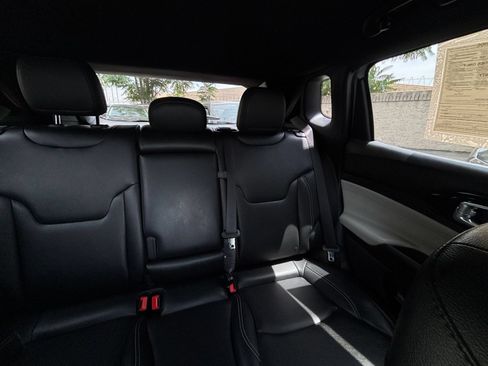 Used 2025 Jeep Compass Limited AWD/4WD image 38