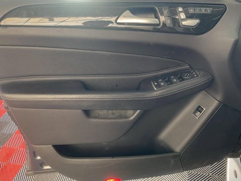 Used 2017 Mercedes-Benz GLS 450 4MATIC image 23