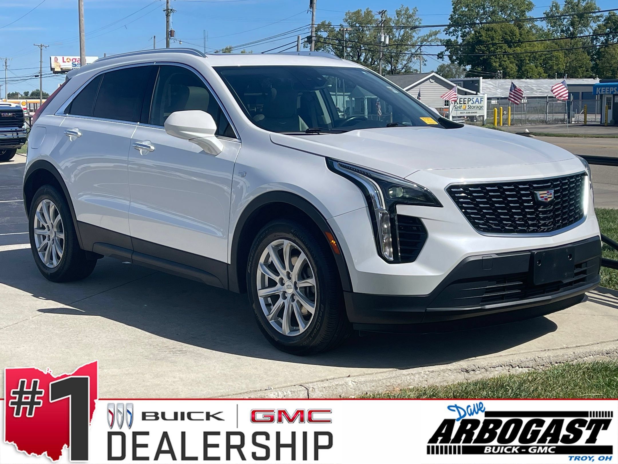Used 2023 Cadillac XT4 Luxury w/ Cold Weather Package AWD/4WD image 1