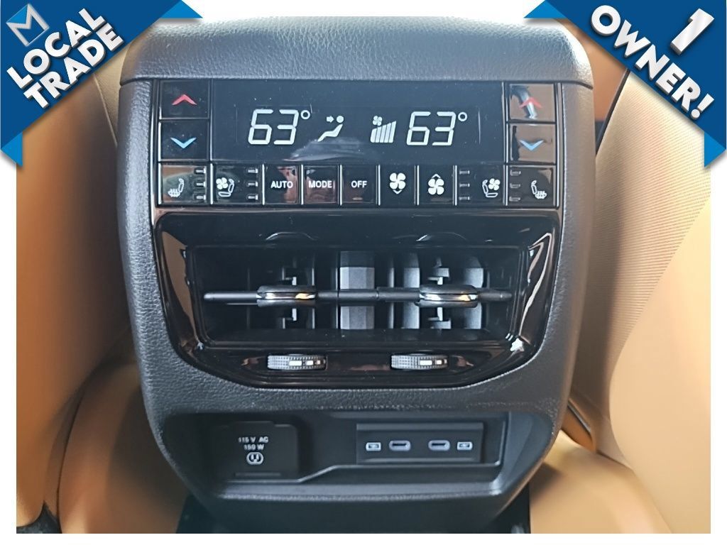 Used 2026 Jeep Grand Cherokee L Summit w/ Advanced Protech Group IV AWD/4WD image 34
