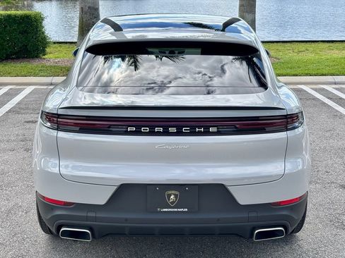 Used 2026 Porsche Cayenne Coupe AWD/4WD image 7