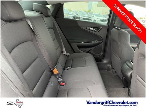Used 2021 Chevrolet Malibu LS FWD image 26