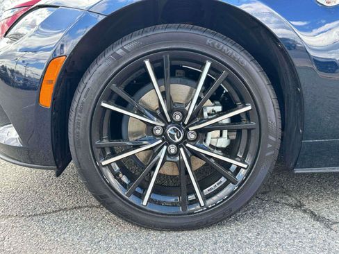 Used 2025 MAZDA MX-5 Miata RF Grand Touring RWD image 6