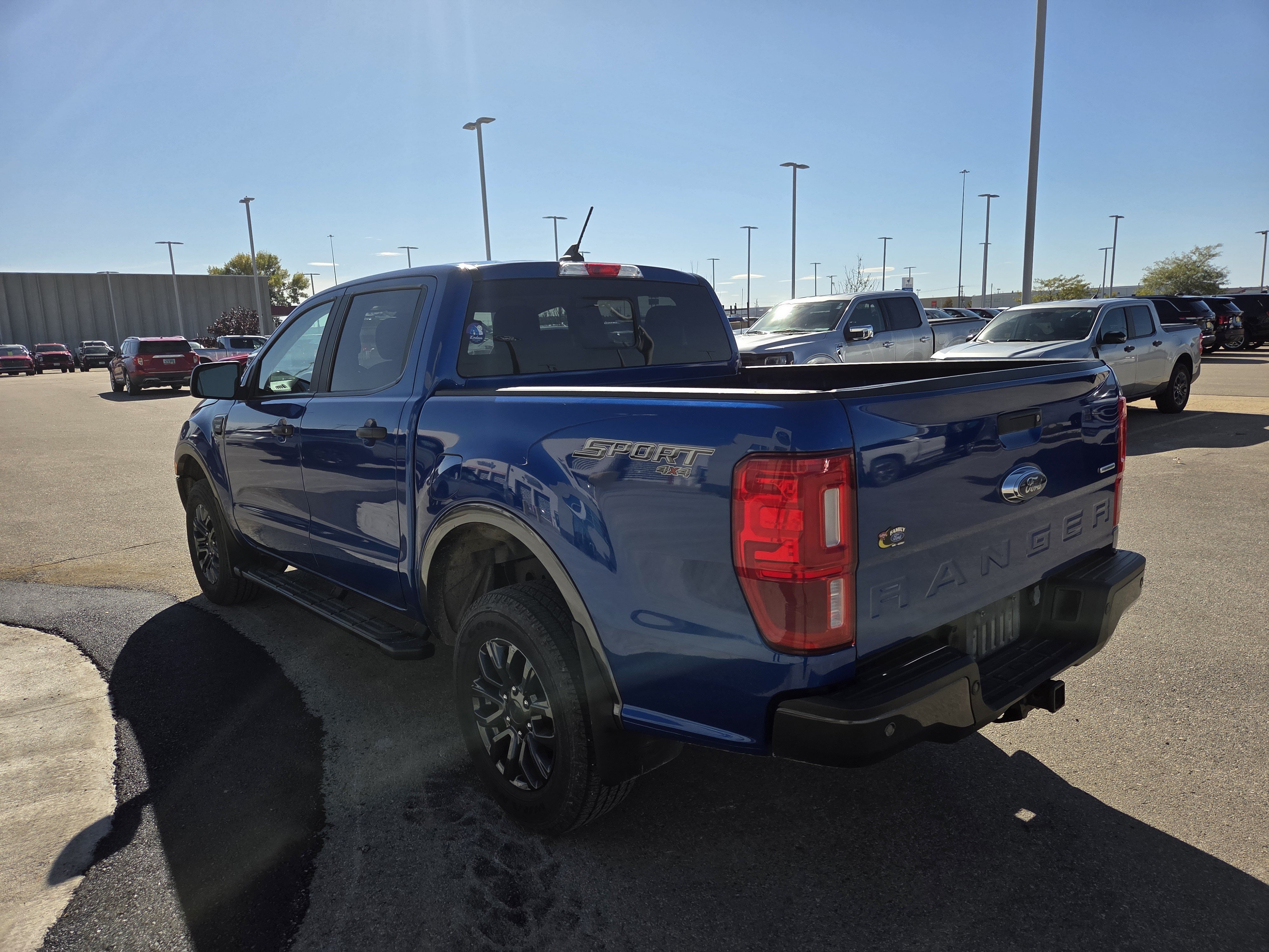 Used 2019 Ford Ranger XLT w/ Equipment Group 302A Luxury AWD/4WD image 4