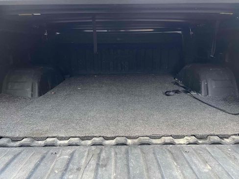 Used 2020 GMC Sierra 1500 SLE w/ SLE Value Package image 43