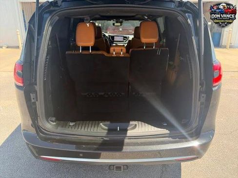 Certified 2022 Chrysler Pacifica Pinnacle AWD/4WD image 24