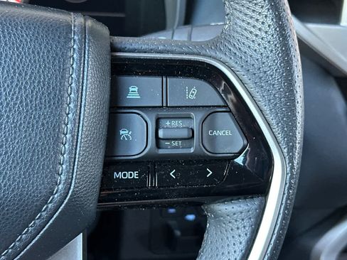 Used 2024 Toyota Tundra Limited image 25