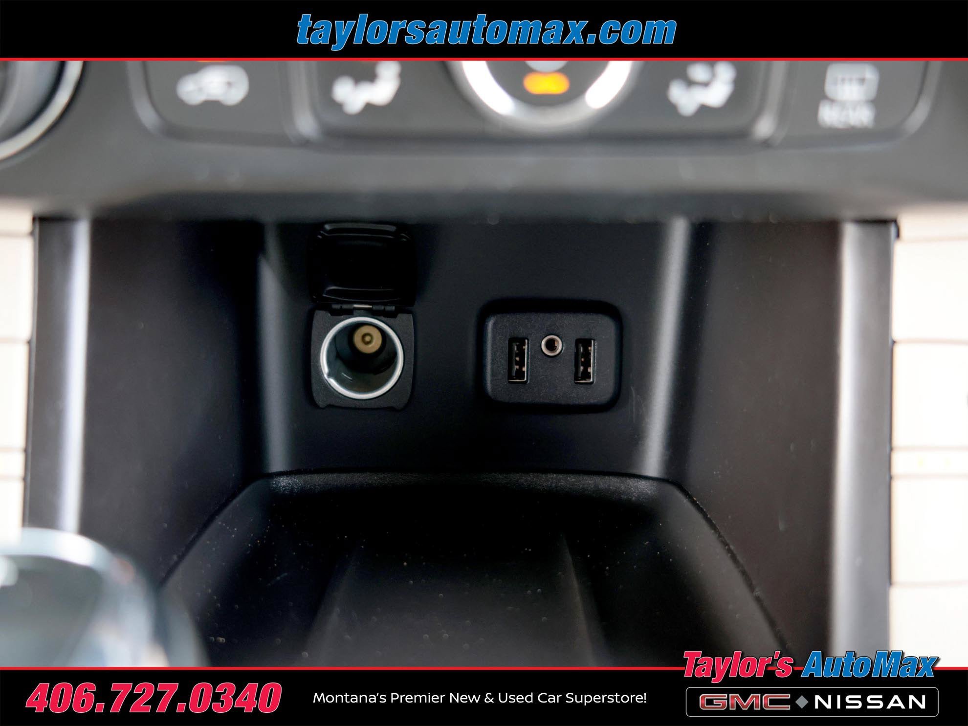Used 2018 GMC Acadia Denali w/ Technology Package AWD/4WD image 22