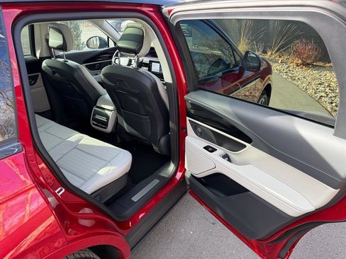 New 2026 Lincoln Nautilus Reserve image 14