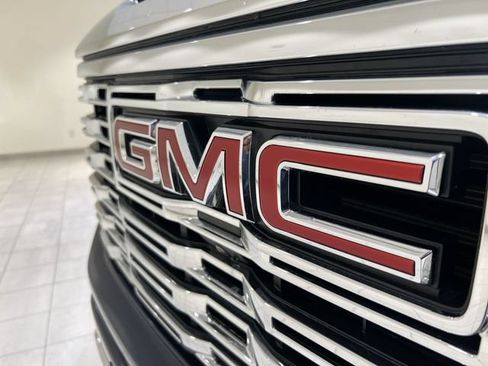 Certified 2023 GMC Sierra 1500 Denali w/ Denali Reserve Package AWD/4WD image 29