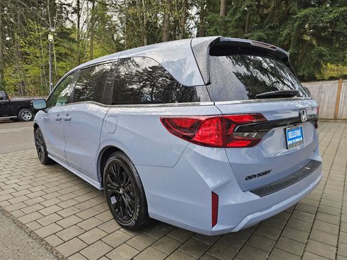 Used 2026 Honda Odyssey Sport-L image 5