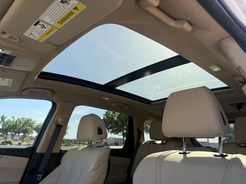 Used 2023 Acura MDX SH-AWD image 12