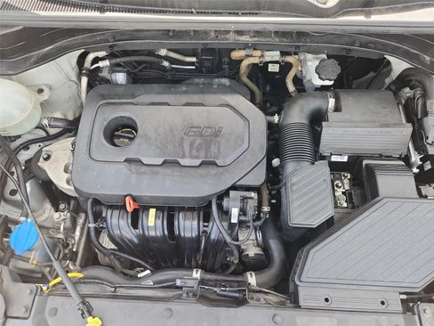 Used 2019 Kia Sportage LX FWD image 27