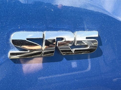 Used 2018 Toyota Tacoma SR5 image 22