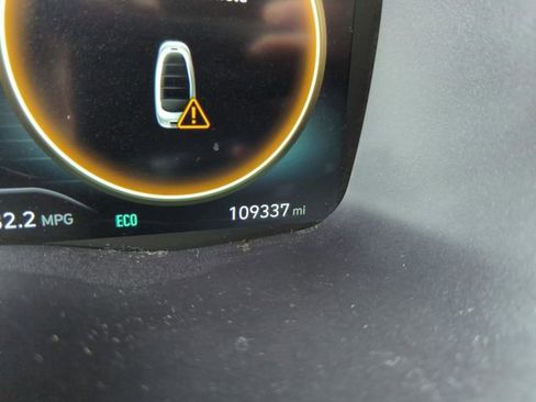 Used 2023 Hyundai Santa Fe Limited w/ Cargo Package image 47