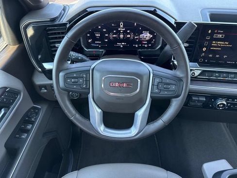 Used 2026 GMC Sierra 1500 SLT AWD/4WD image 14