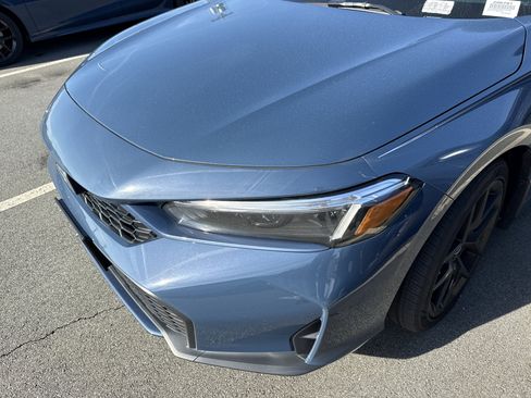 Used 2025 Honda Civic Sport CVT image 6