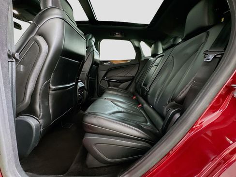 Used 2018 Lincoln MKC Reserve w/ Lincoln MKC Climate Package image 24