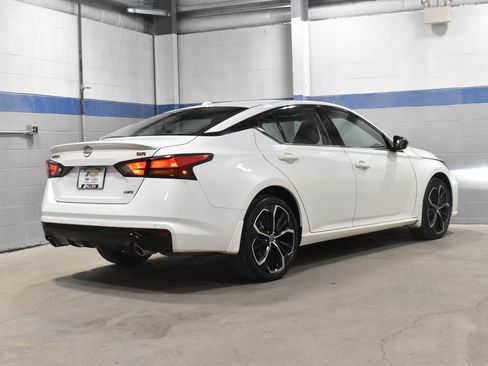 Used 2023 Nissan Altima 2.5 SR AWD/4WD image 25