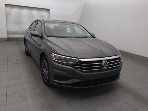 Used 2021 Volkswagen Jetta SE w/ SE Cold Weather Package image 13