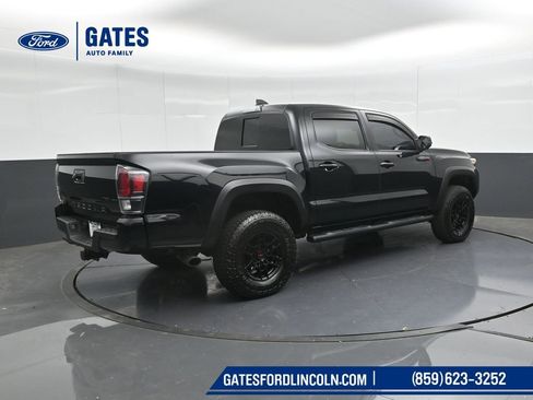 Used 2021 Toyota Tacoma TRD Pro AWD/4WD image 2