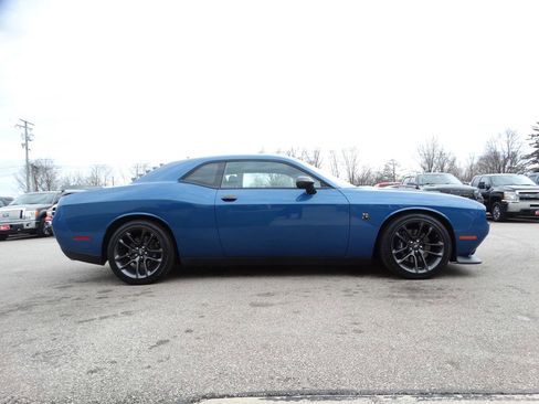Used 2021 Dodge Challenger R/T Scat Pack w/ Shaker Package image 5